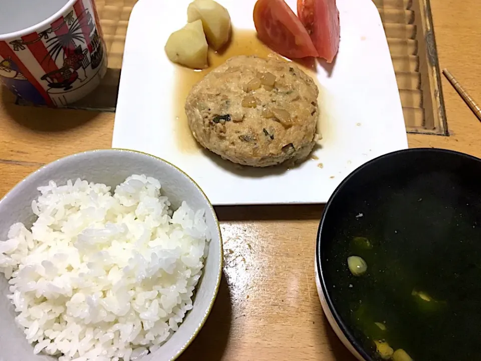 Snapdishの料理写真:鶏ひき肉の豆腐ハンバーグ|ゆづきさん