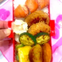 お豆腐ハンバーグ弁当（鶏ひき肉）|あいめろんぱんさん