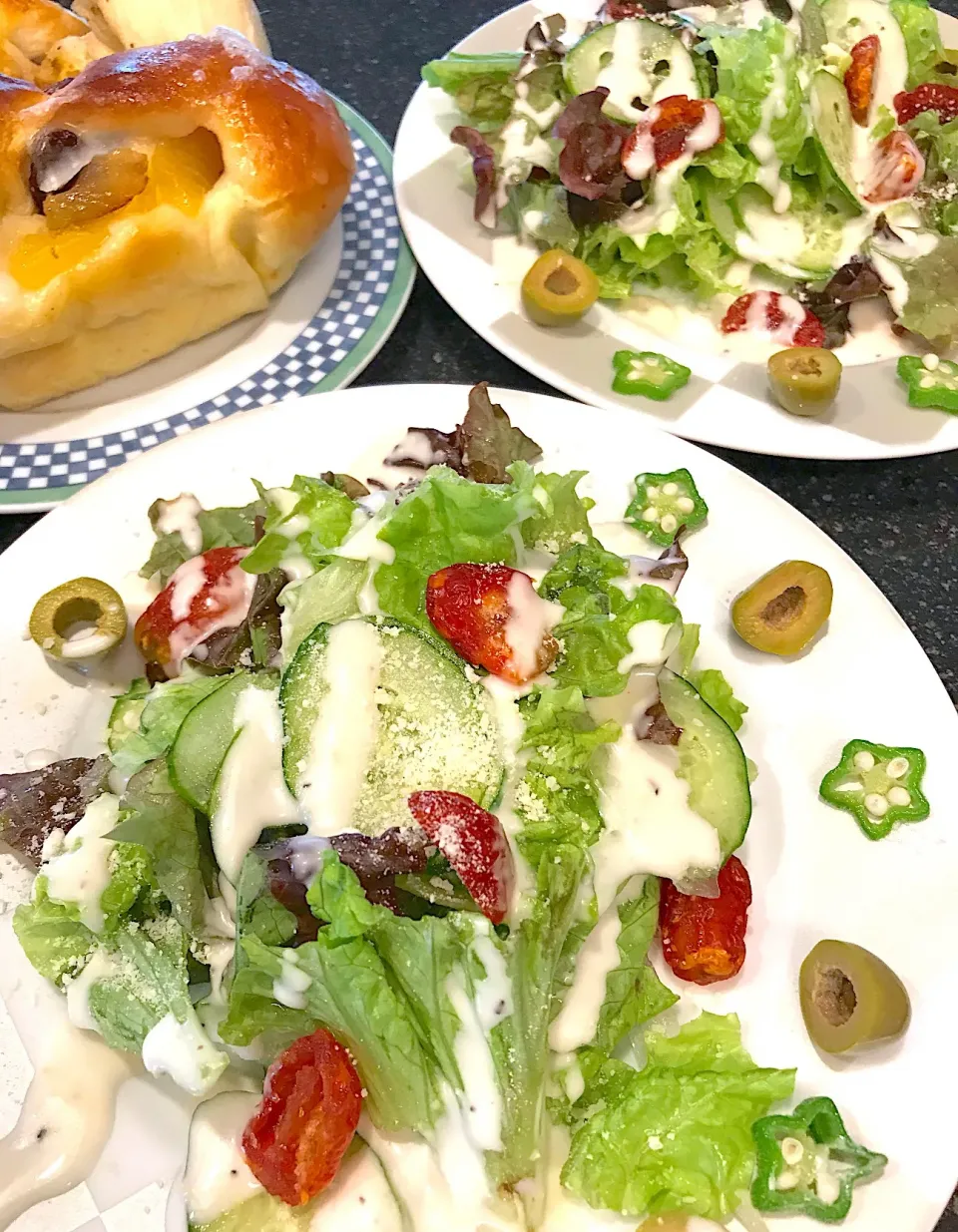 シーザスサラダ🥗で朝ごはん|シュトママさん