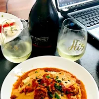 Shrimp and Grits mmmmm cheesy grits with Cajun style sauce to die for|Perla Cardonaさん