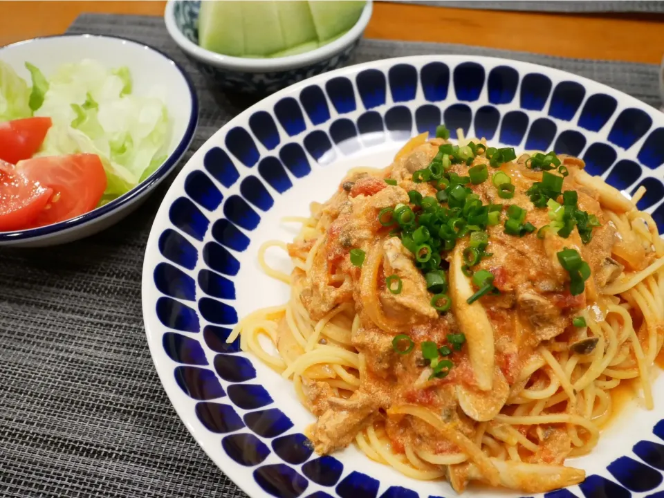 Snapdishの料理写真:19/05/22 夕飯♪ サバ缶トマトクリームパスタ|ikukoさん