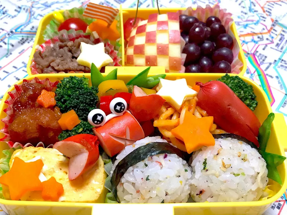 小学一年生の遠足お弁当🍙|ぶらいすきゃっとさん