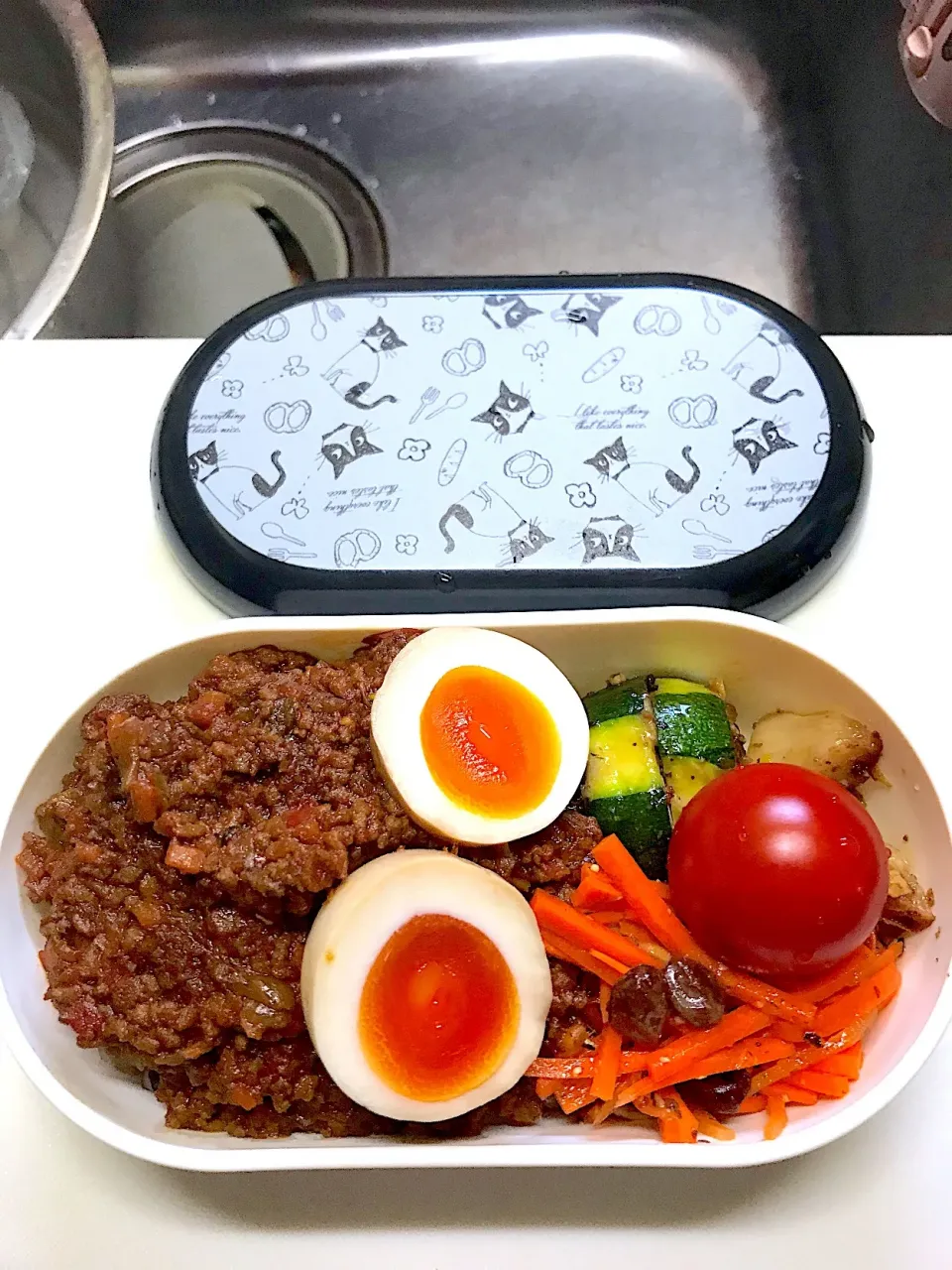 キーマカレー弁当♪|つばりん亭さん