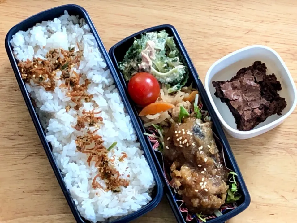 鰯の甘酢漬け 弁当。ブラウニー付き|弁当 備忘録さん