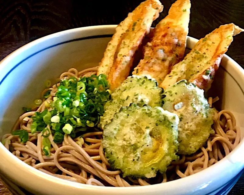 ちく天ぶっかけ蕎麦
・ちくわ天ぷら
・ゴーヤ天ぷら
・麺好き男のランチ|mottomoさん