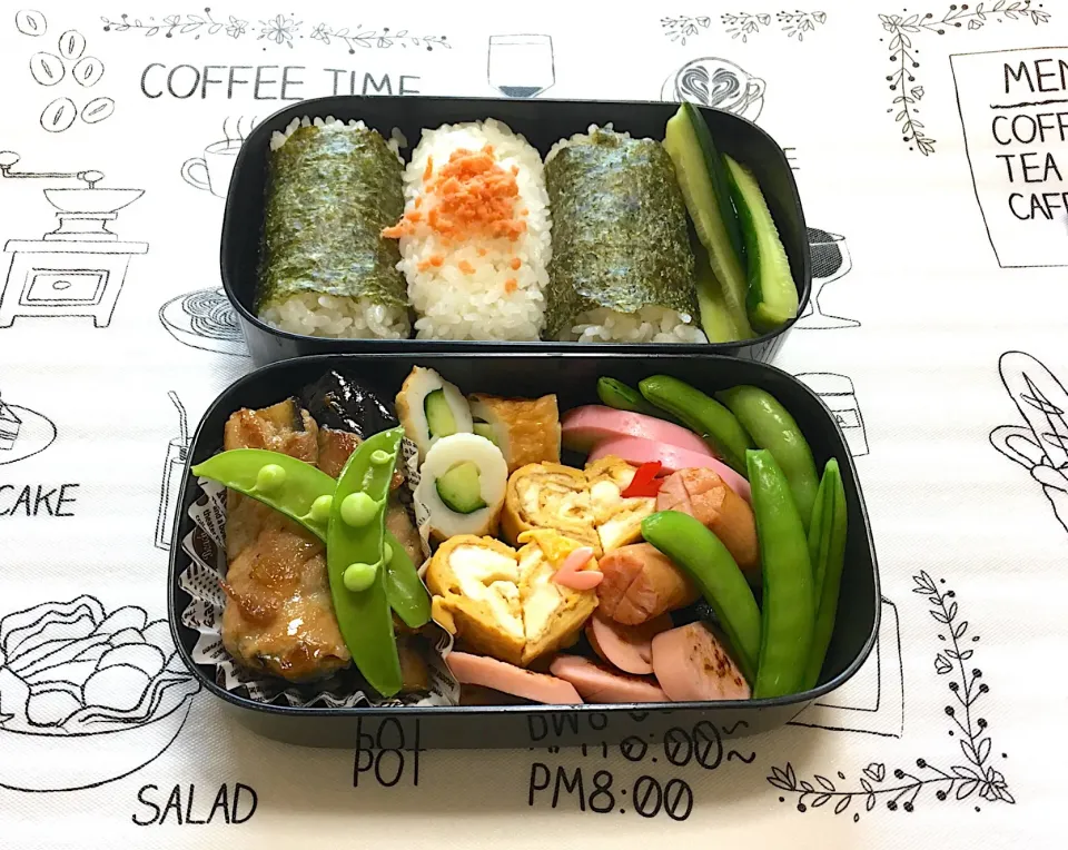 Snapdishの料理写真:ボリュームたっぷりおにぎり弁当😋|まこさん