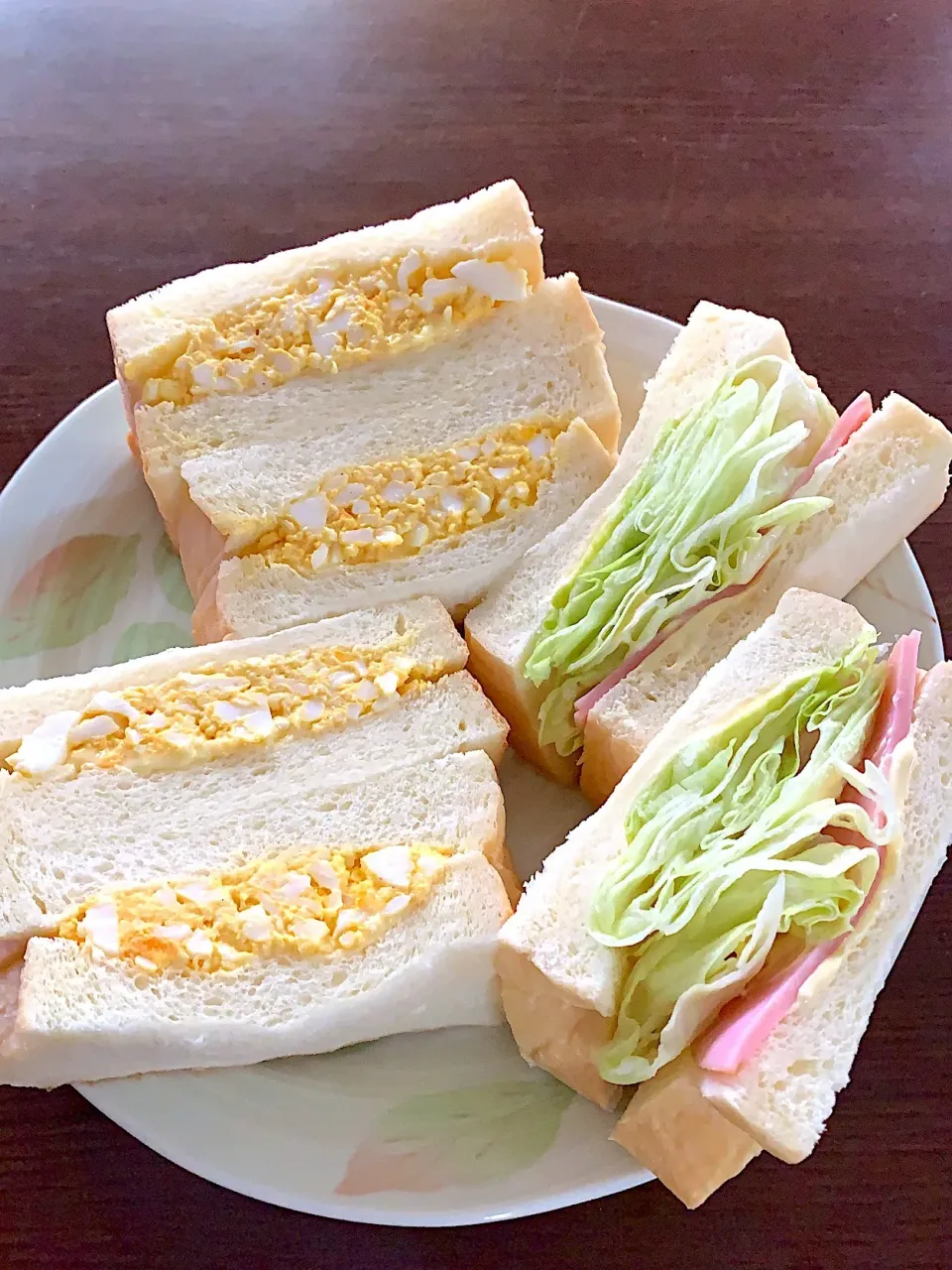 乃が美のパンで🍞
サンドウィッチ🥪|sakiさん