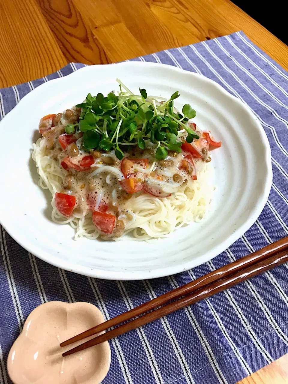 トマトと納豆の冷やし素麺|sayaさん