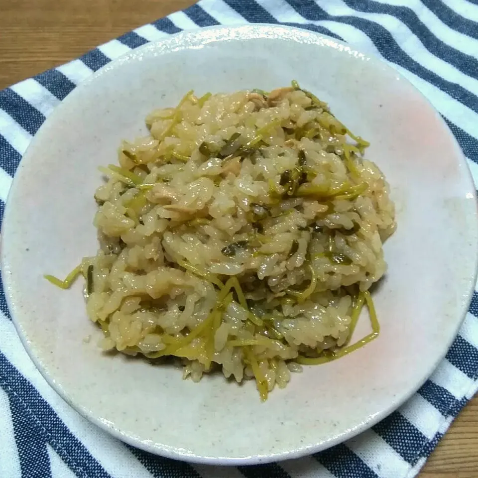 ゆぅ。さんの料理 ☆ﾟツナと豆苗の炊き込みごはん☆|ちいたんさん