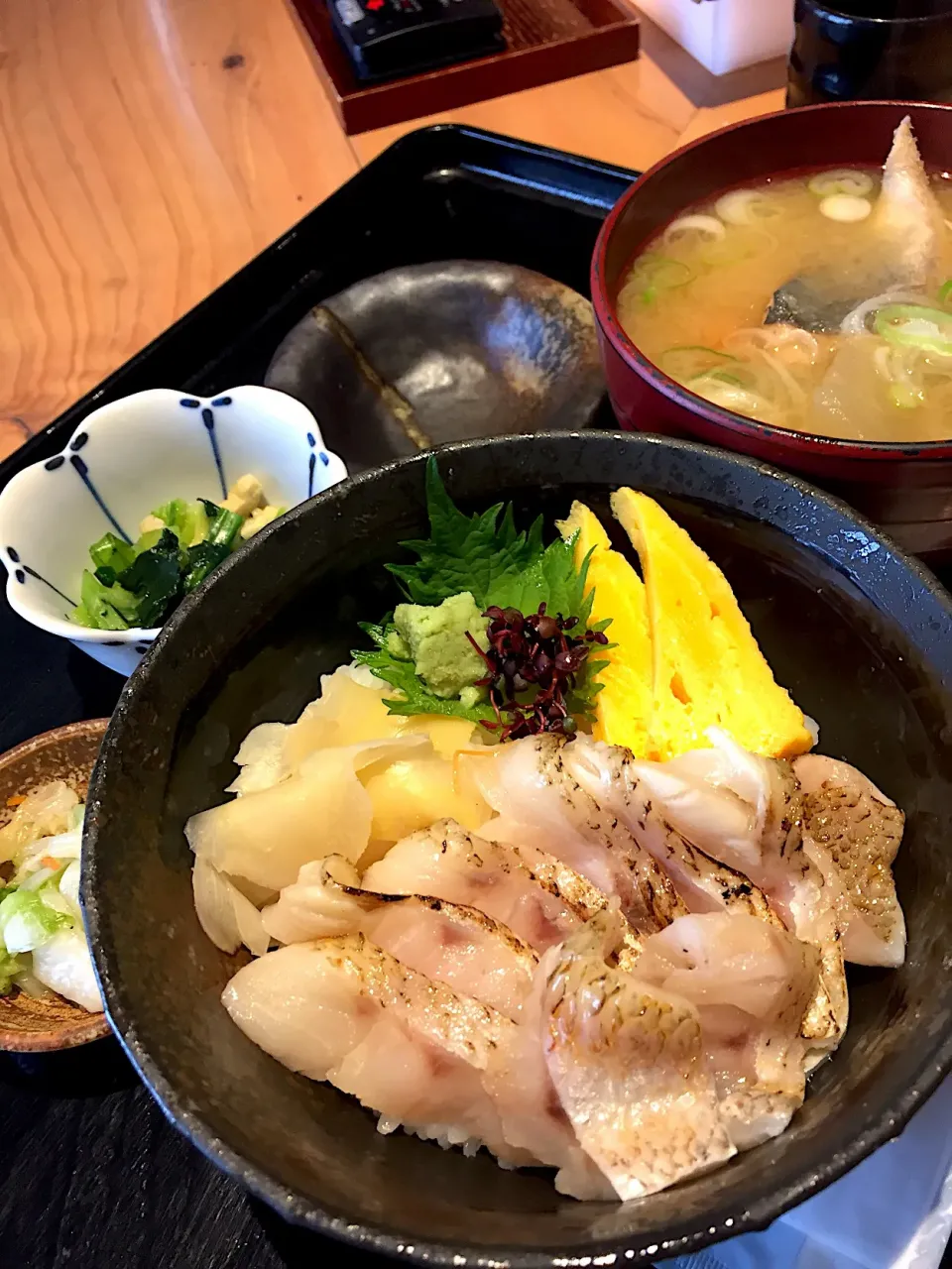 Snapdishの料理写真:限定 ノドグロの炙り丼@いかの墨（大宮東口）|Kazuya Miyukiさん