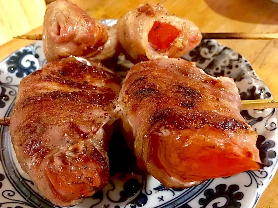 Snapdishの料理写真:トマト肉巻き🍅🥓|ゆうじ.さん