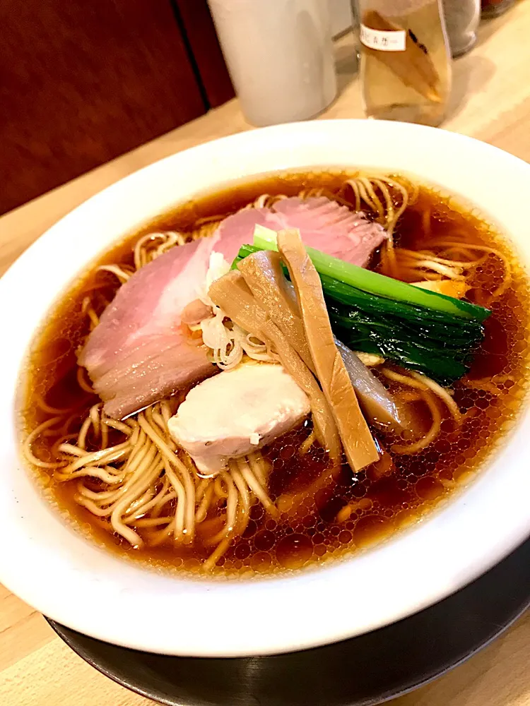 Snapdishの料理写真:✨漢の丸鶏ラーメン🍜✨|中さんさん