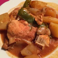 Snapdishの料理写真:Spiced crockpot chicken with veggies|Kayla Parsleyさん