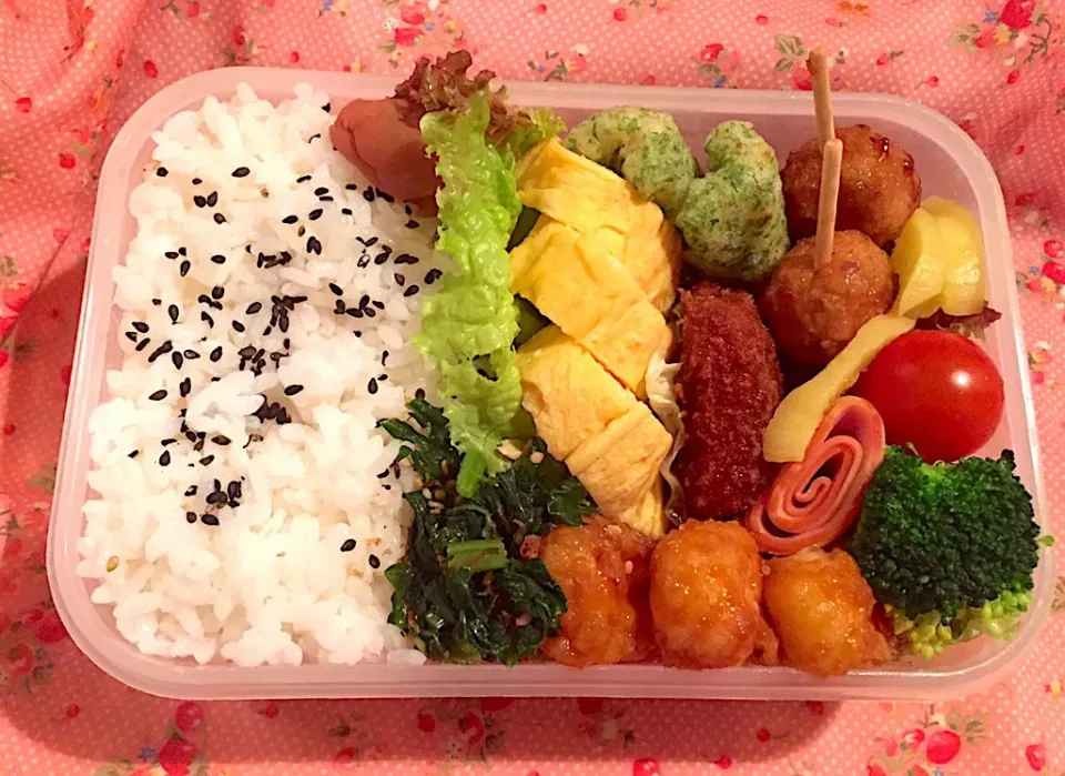 2019年5月26日
旦那さんのお弁当🍱👨‍✈️👨‍🔧👷🏻‍♂️🚊💪🏼🤟💞✌️❤️|Kodomo Cookingさん