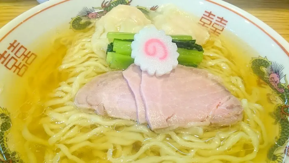 Snapdishの料理写真:【Happy Birthday , SnapDish】
キング製麺
白だしラーメン（中盛無料、800円）
＋海老ワンタン2個（140円）
＠王子
19101|大脇さん