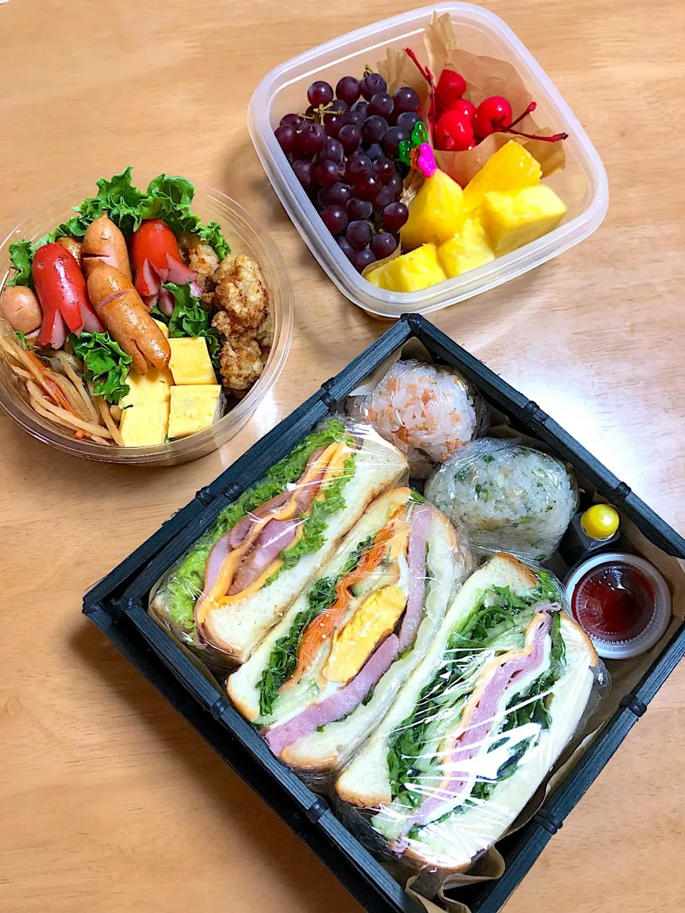 Snapdishの料理写真:【残り物には】ピクニック弁当【福がある】|tamicoさん