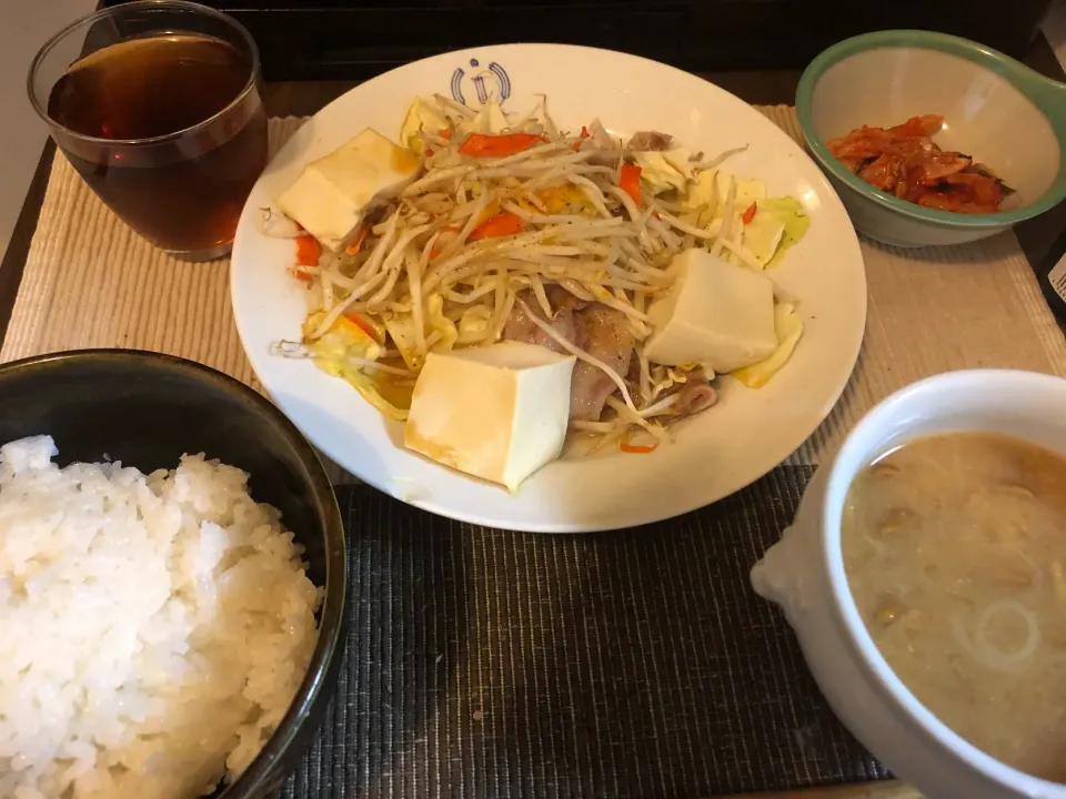 蒸し野菜定食🐷🐽‼️
ちょっと高いぽん酢をかけて・・・|ゴンさん