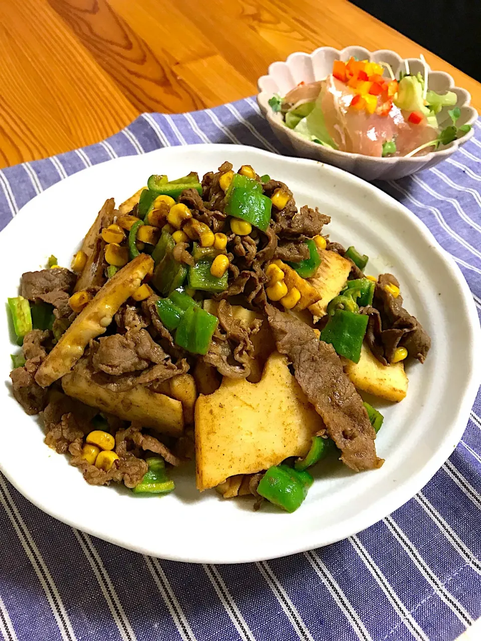 たけのこと牛肉のカレー炒め、生ハムサラダ|sayaさん