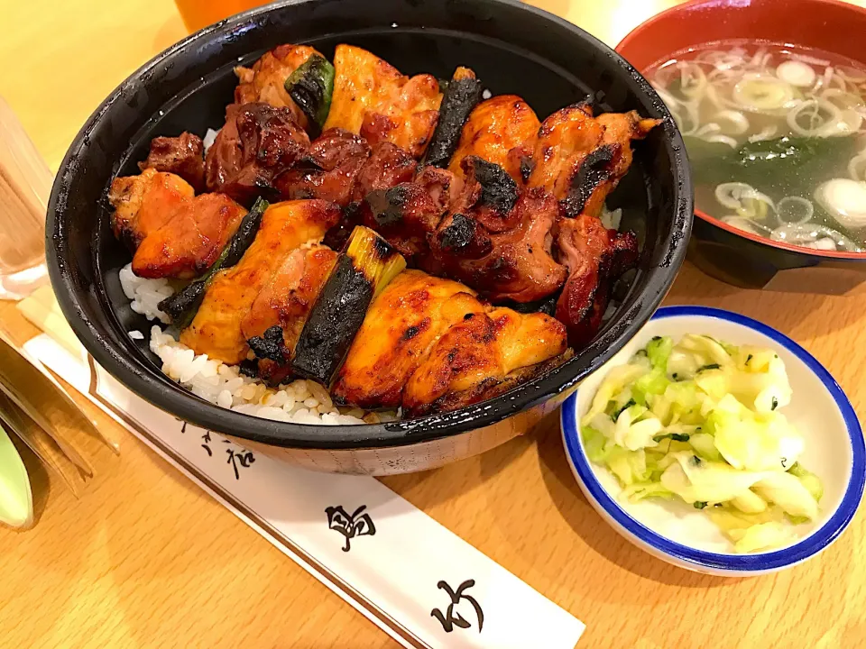 焼鳥丼|マハロ菊池さん