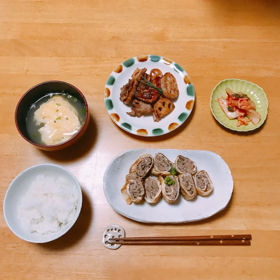 油揚げの挽肉大葉巻き🍃
豚肉とれんこんの甘辛炒め🥢|ちゃみこさん