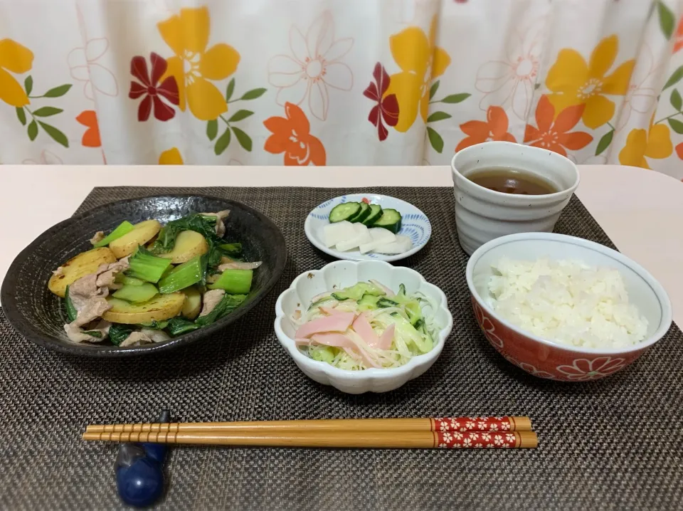 ジャガイモと小松菜の炒め物、春雨サラダ、浅漬け|mikiteenさん