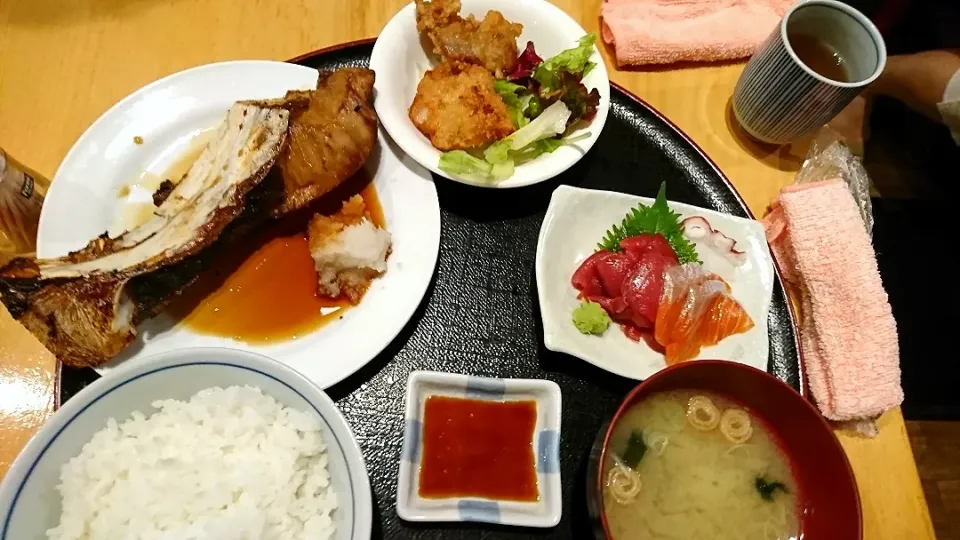 マグロカマ焼き定食|りくさん