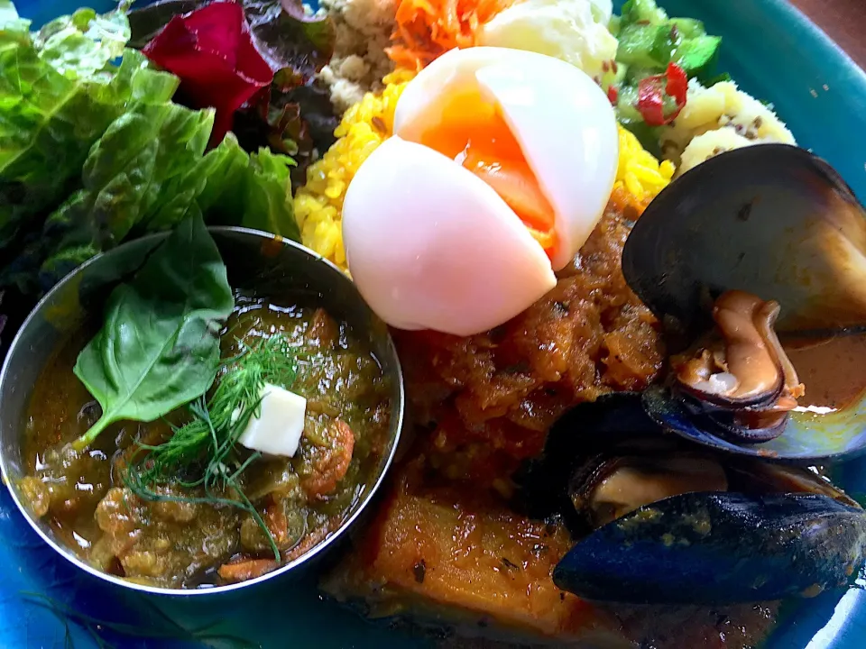 茄子とムール貝のカレーとほうれん草とベーコンのサグ #Goodluckcurry|Seiichiro Ishiharaさん