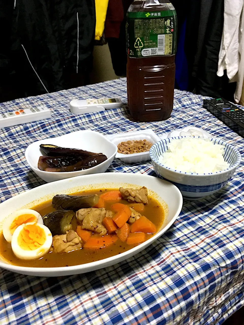 スープカレーと茄子の煮付け🍆🍆|maxさん