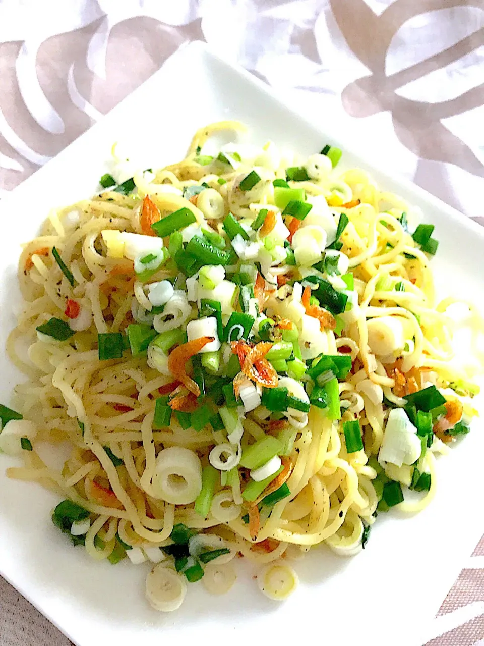 ごま油香る、シンプル塩焼きそば❤️|🌺🌺Foodie🌺🌺さん