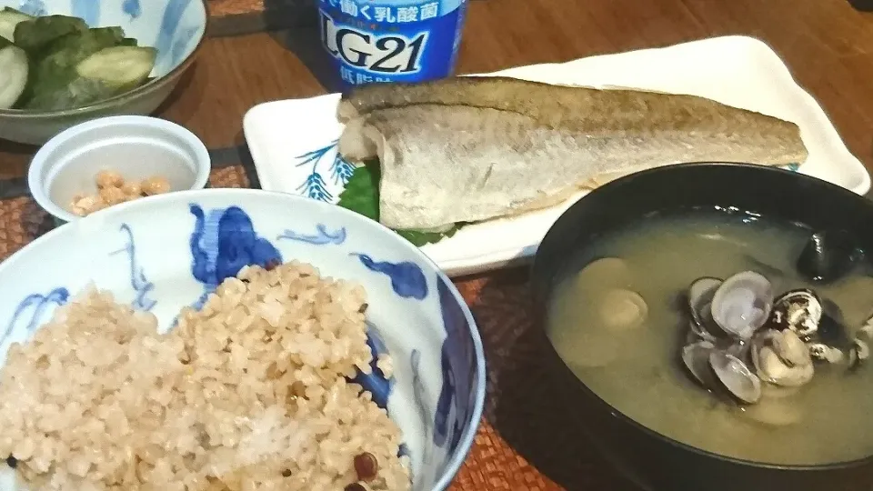 白身魚の西京漬け&納豆&しじみの味噌汁|まぐろさん