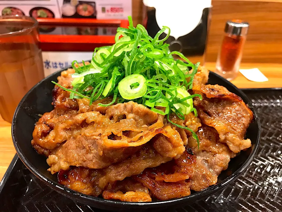 さっちゃんのカルビ丼 肉2人前|マハロ菊池さん