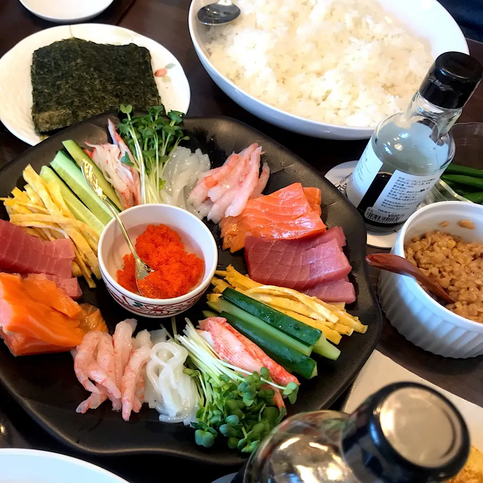 「ガッテン流・寿司飯の炊き方・合わせ酢」で、手巻き寿司パーティー🍽|やにゃさん