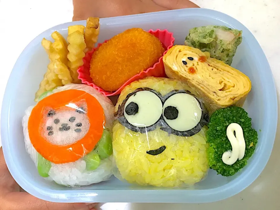 幼稚園の娘への週1回のお弁当🤣まだまだ下手だけど頑張ります😝 #キャラ弁初心者  #下手っぴ  #下手でごめん  #下手なりに頑張りました  #幼稚園のお弁当 #こんなのでも喜んでくれた！ #嬉しかった🥰|なぎママさん