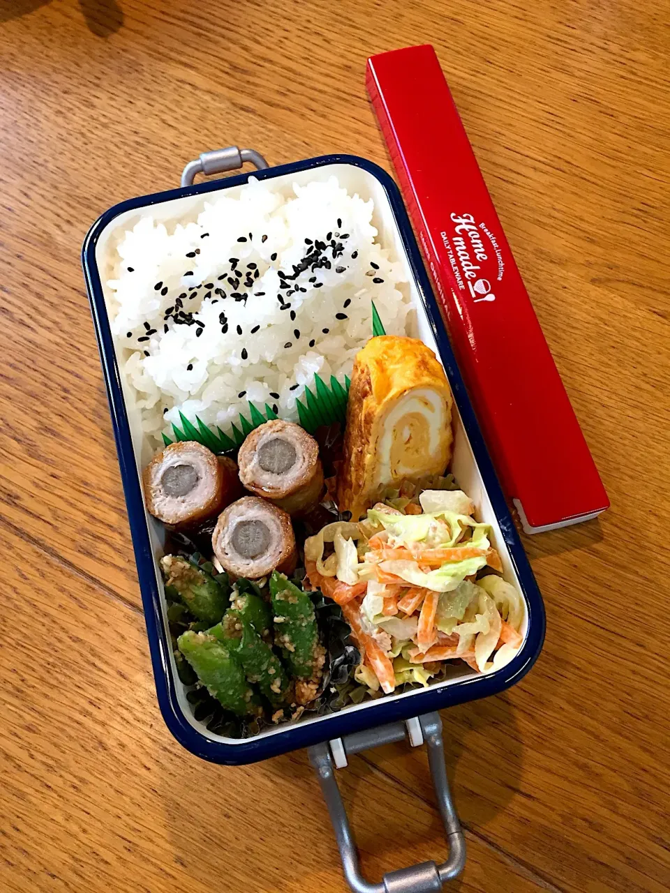 Snapdishの料理写真:JK☆DK弁当  牛蒡豚巻き|まつださんさん