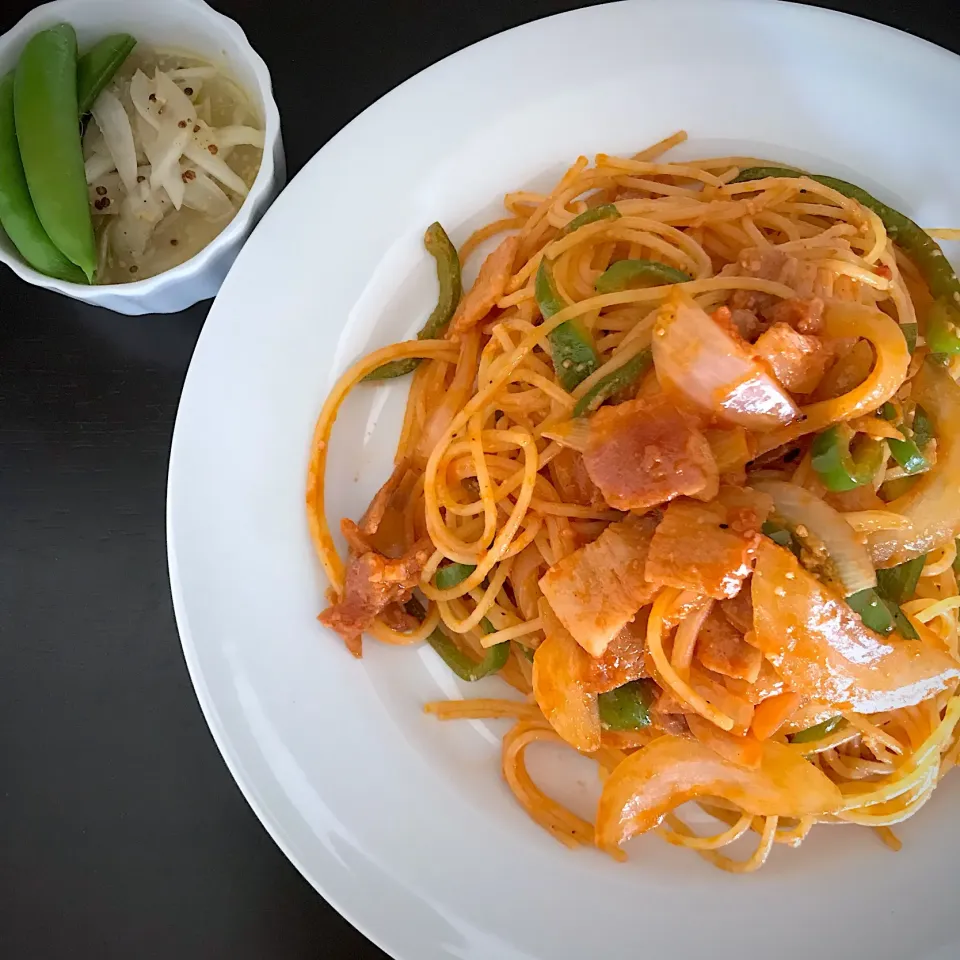 ナポリタン(۶•̀ᴗ•́)۶お昼ご飯|サチャンさん