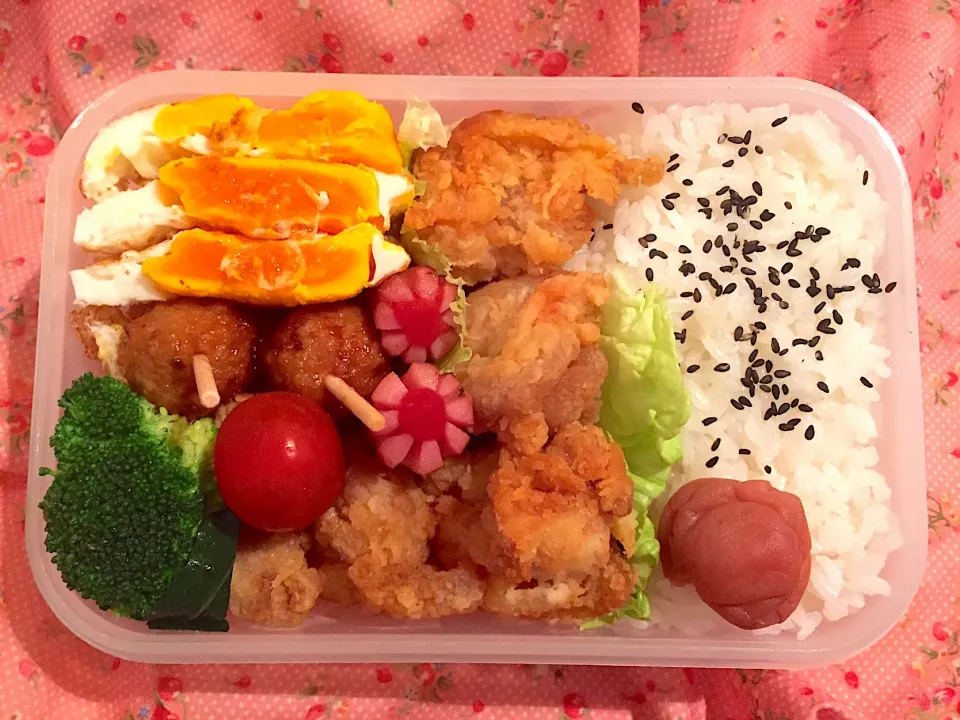 2019年5月31日
旦那さんのお弁当🍱👨‍✈️👨‍🔧👷🏻‍♂️🚊❤️💪🏼🤟✌️💞|Kodomo Cookingさん