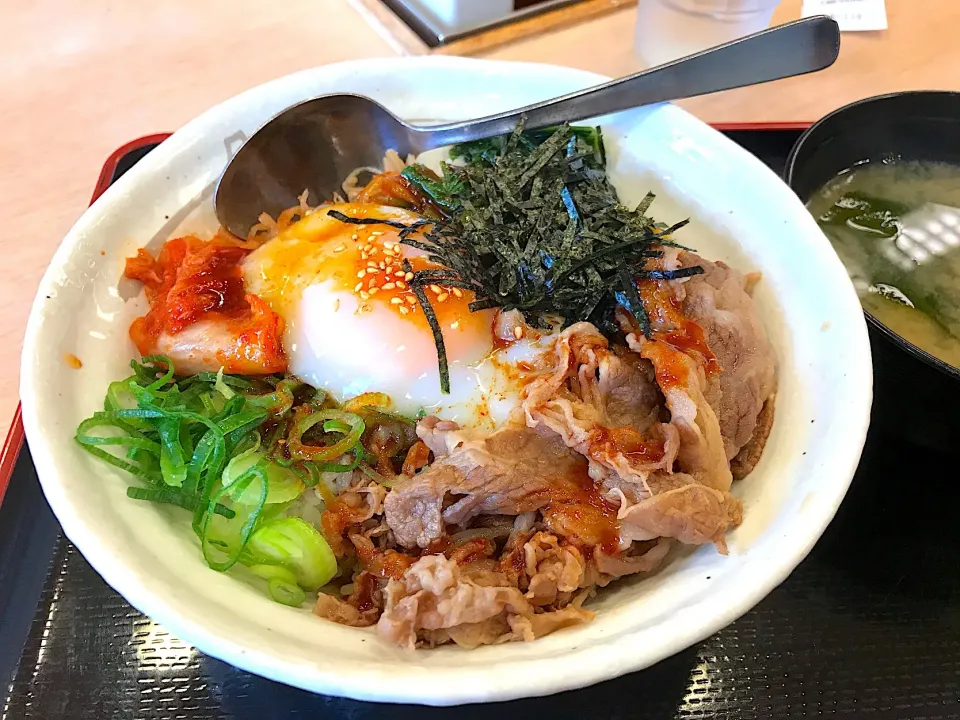 牛ビビン丼|マハロ菊池さん