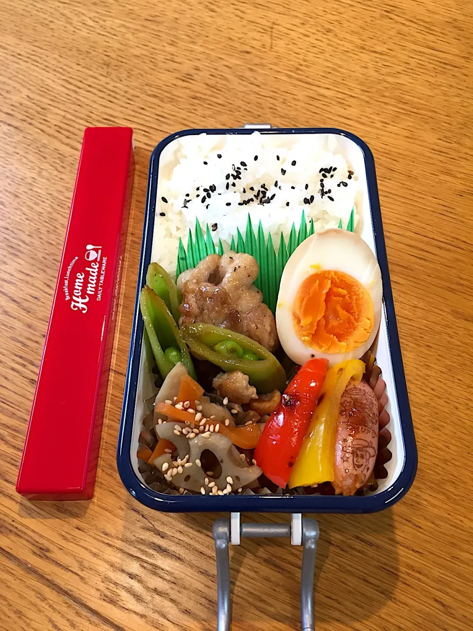 JK☆DK弁当  豚肉とスナップエンドウのレモン醤油炒め🍋|まつださんさん