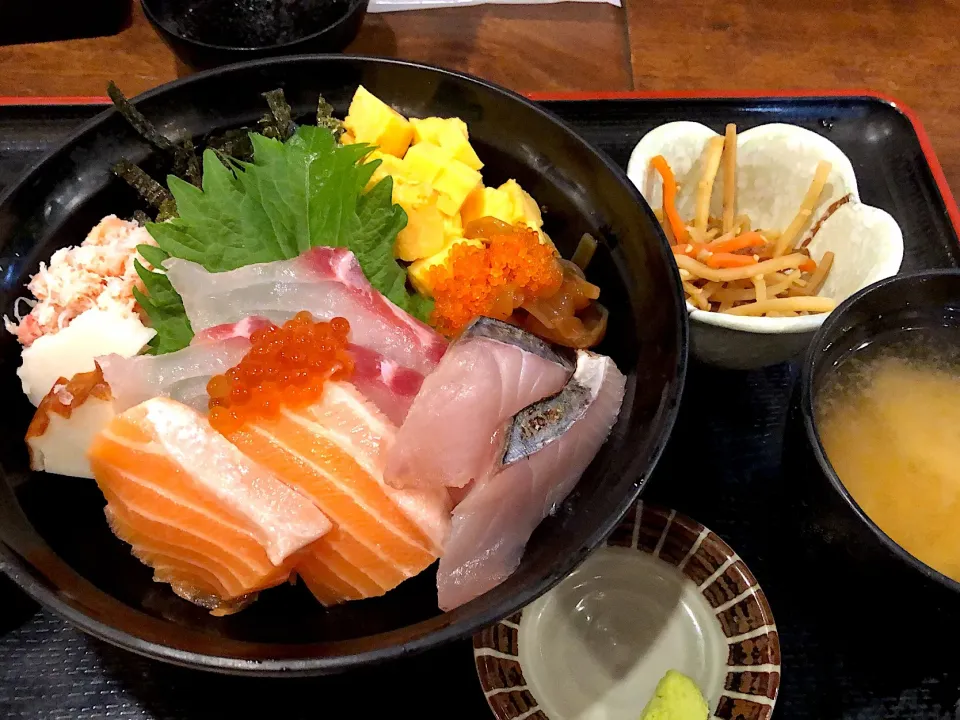 Snapdishの料理写真:主水 日本海丼|よだみなさん