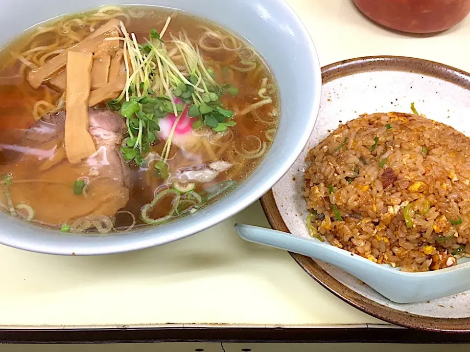 半ナシゴレンとラーメンセット@幸楽(新御徒町)|yoooochanさん