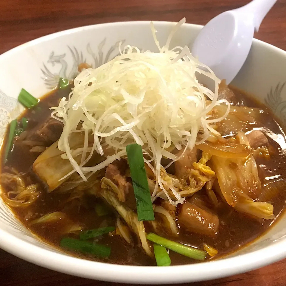 晩ごはん⭐️⭐️⭐️
また、渓谷ラーメン🤔|ぽんたさん