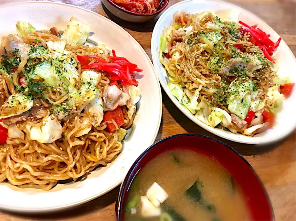 Snapdishの料理写真:日清焼きそば焼いた|じゅんさんさん