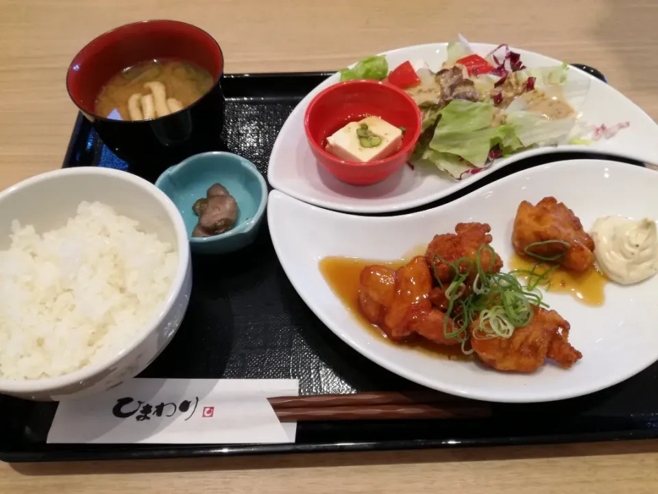 お昼は、若鶏の甘酢あんかけ定食🐓|Kojiさん