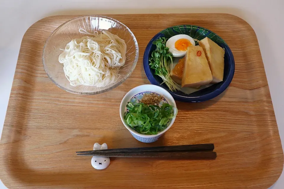 今日の夕食 そうめん、高野豆腐のピリ辛煮|pinknari🐰🌈さん