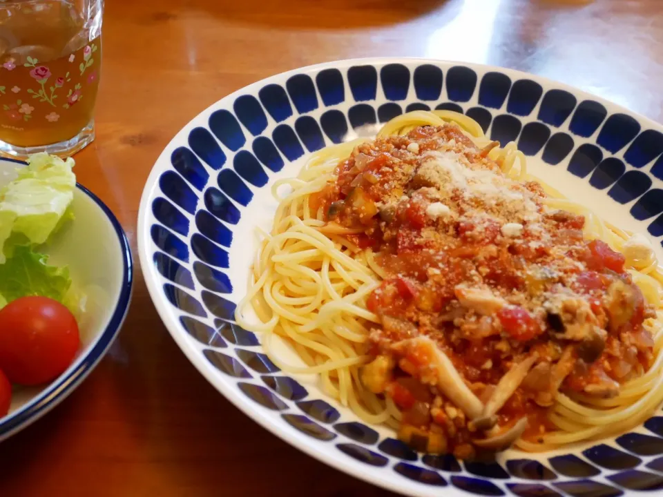 19/06/01 ランチはミートソースパスタ|ikukoさん