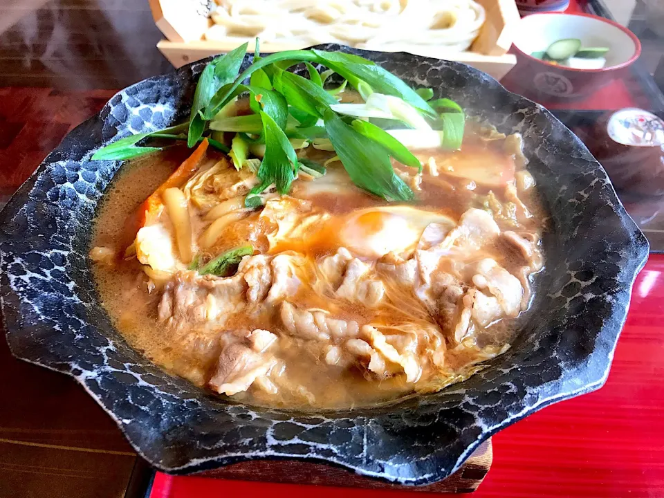 黒豚味噌煮込みうどん|マハロ菊池さん