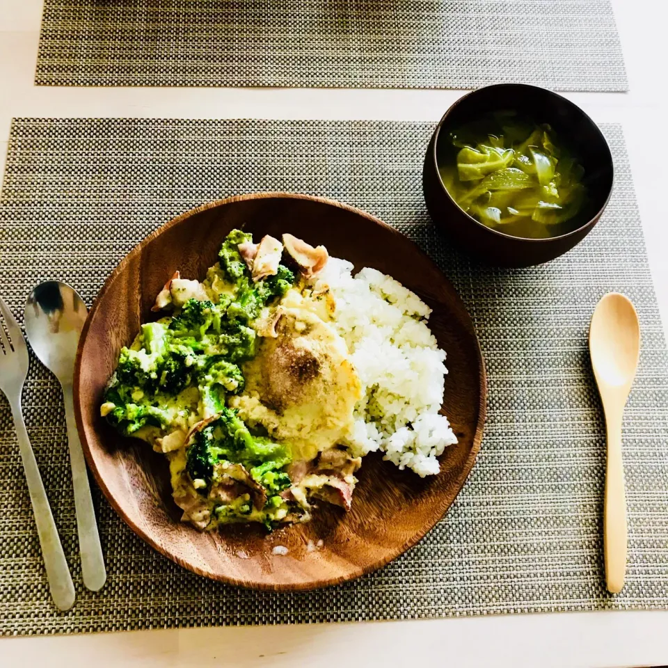 カルボナーラ目玉焼き乗っけご飯|みかさん