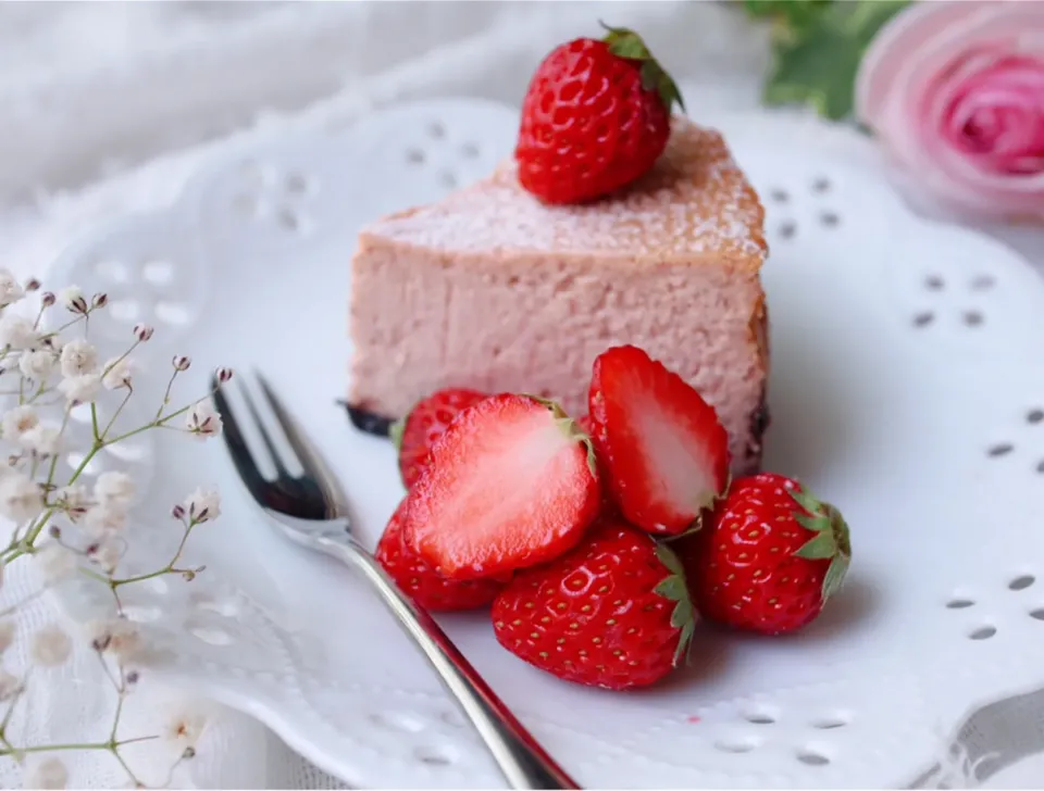 ばろんの料理 ストロベリーチーズケーキ🍓˙ᵕ˙⑅♡ カットVer.|ばろんさん