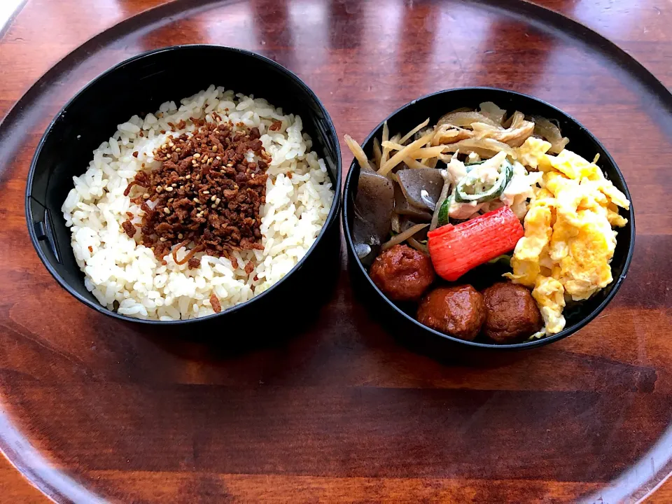 本日も息子弁当🍱🍙肉団子弁当🍱|Yukie  Toriseさん