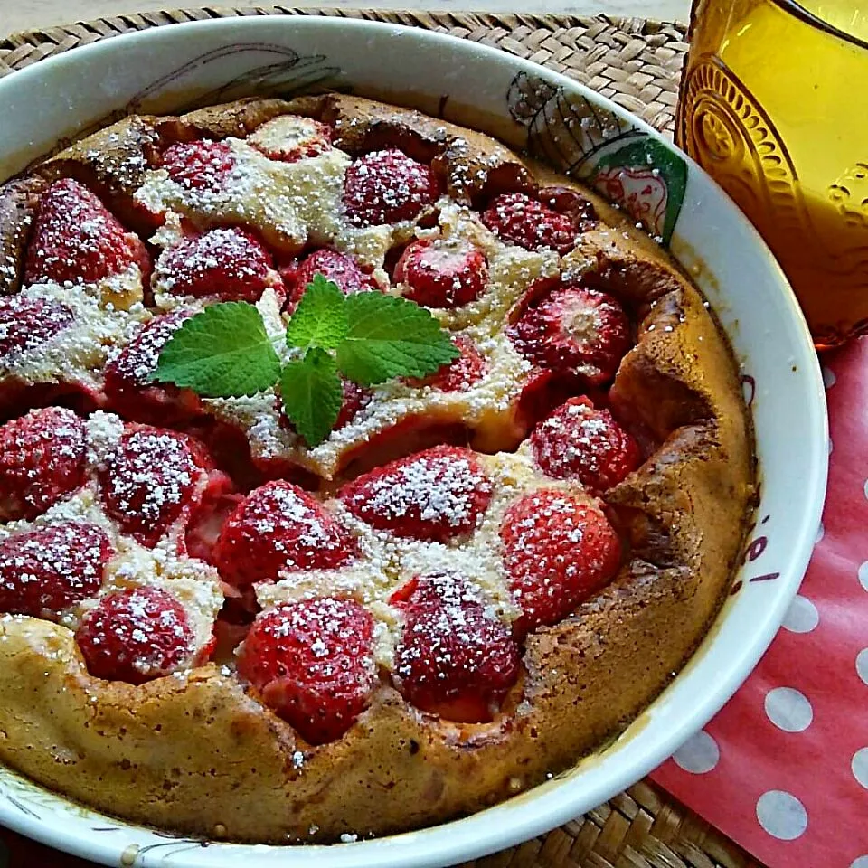 *seiko*さんの今日のおやつ✨簡単 楽チン♡苺のクラフティ🍓|ゆっこさん